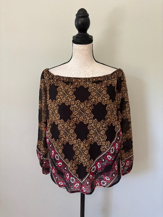 Guess Tops - GUESS "Off Shoulder Olena Top" Medallion Print Blouse — NWT — S